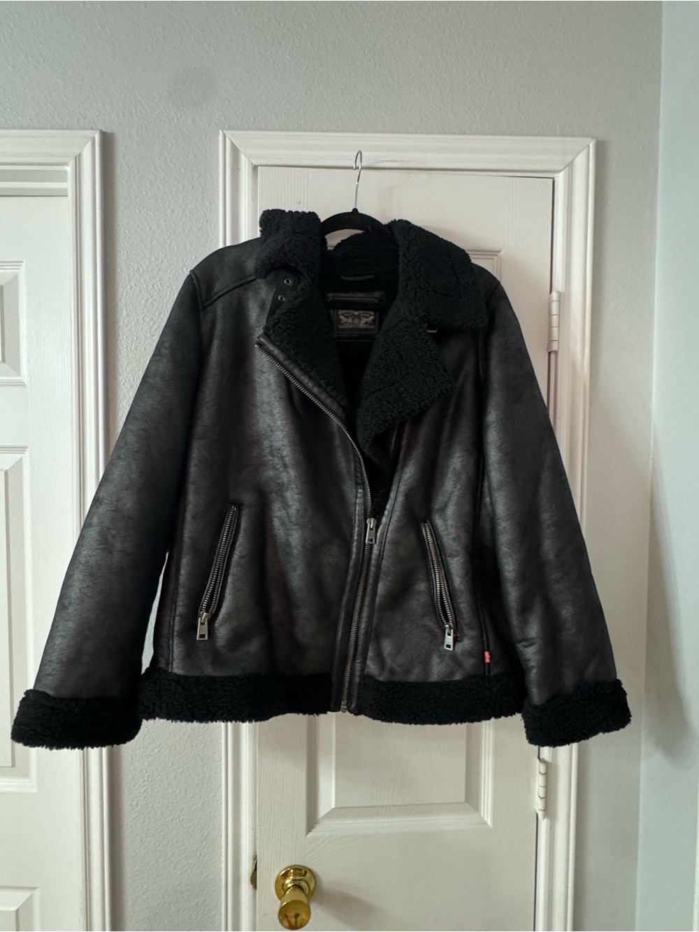 Levi’s Men’s Black Faux Leather Sherpa Lined Aviator Jacket Size XL
